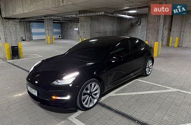 Седан Tesla Model 3 2018 в Тернополе