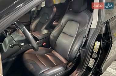 Седан Tesla Model 3 2018 в Тернополе