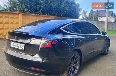 Седан Tesla Model 3 2018 в Киеве