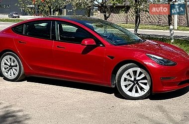 Седан Tesla Model 3 2021 в Золочеве
