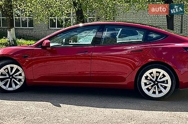 Седан Tesla Model 3 2021 в Золочеве