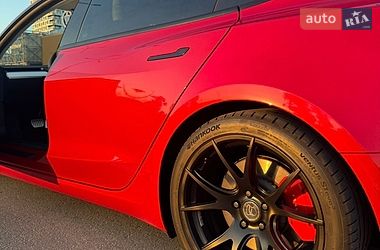 Седан Tesla Model 3 2022 в Киеве