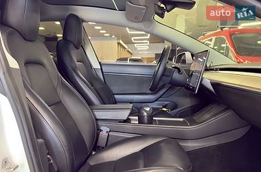Седан Tesla Model 3 2019 в Николаеве