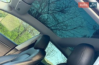 Седан Tesla Model 3 2020 в Одессе