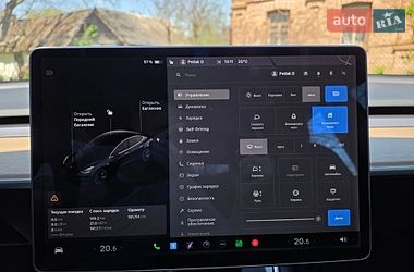 Седан Tesla Model 3 2018 в Бердичеве