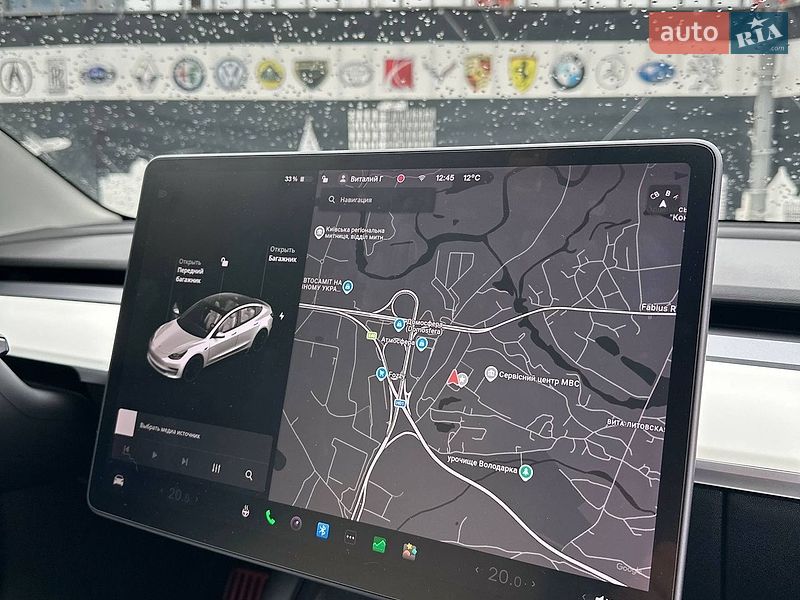 Седан Tesla Model 3 2021 в Чернигове
