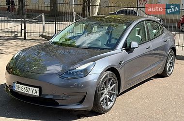 Седан Tesla Model 3 2023 в Одесі