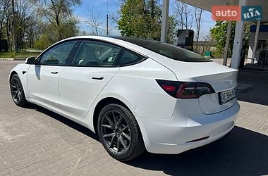 Седан Tesla Model 3 2023 в Днепре