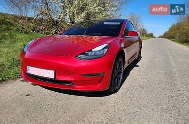 Седан Tesla Model 3 2018 в Тернополі