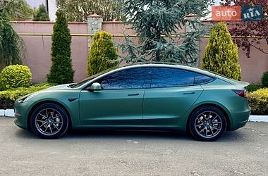Седан Tesla Model 3 2023 в Одессе
