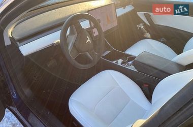 Седан Tesla Model 3 2019 в Житомире