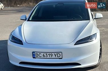 Седан Tesla Model 3 2024 в Львове