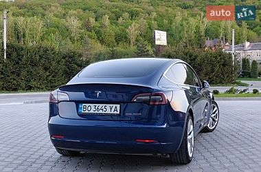 Седан Tesla Model 3 2020 в Кременце