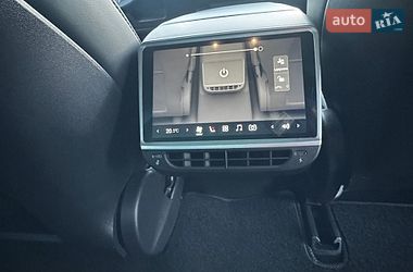 Седан Tesla Model 3 2020 в Днепре