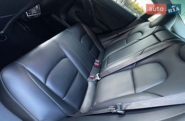Седан Tesla Model 3 2020 в Днепре