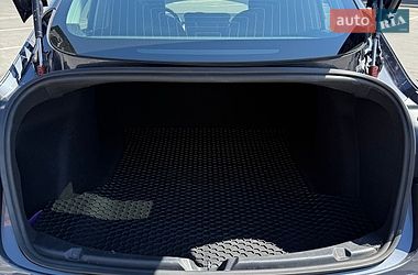 Седан Tesla Model 3 2018 в Киеве