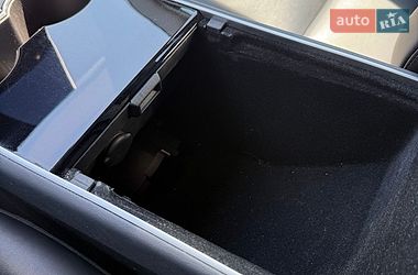 Седан Tesla Model 3 2018 в Киеве