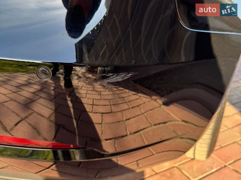 Седан Tesla Model 3 2019 в Києві