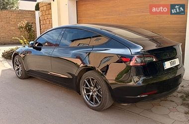 Седан Tesla Model 3 2022 в Одессе