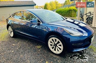 Седан Tesla Model 3 2019 в Харькове