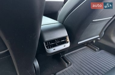 Седан Tesla Model 3 2019 в Днепре