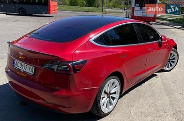 Седан Tesla Model 3 2017 в Луцьку