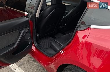 Седан Tesla Model 3 2017 в Луцьку