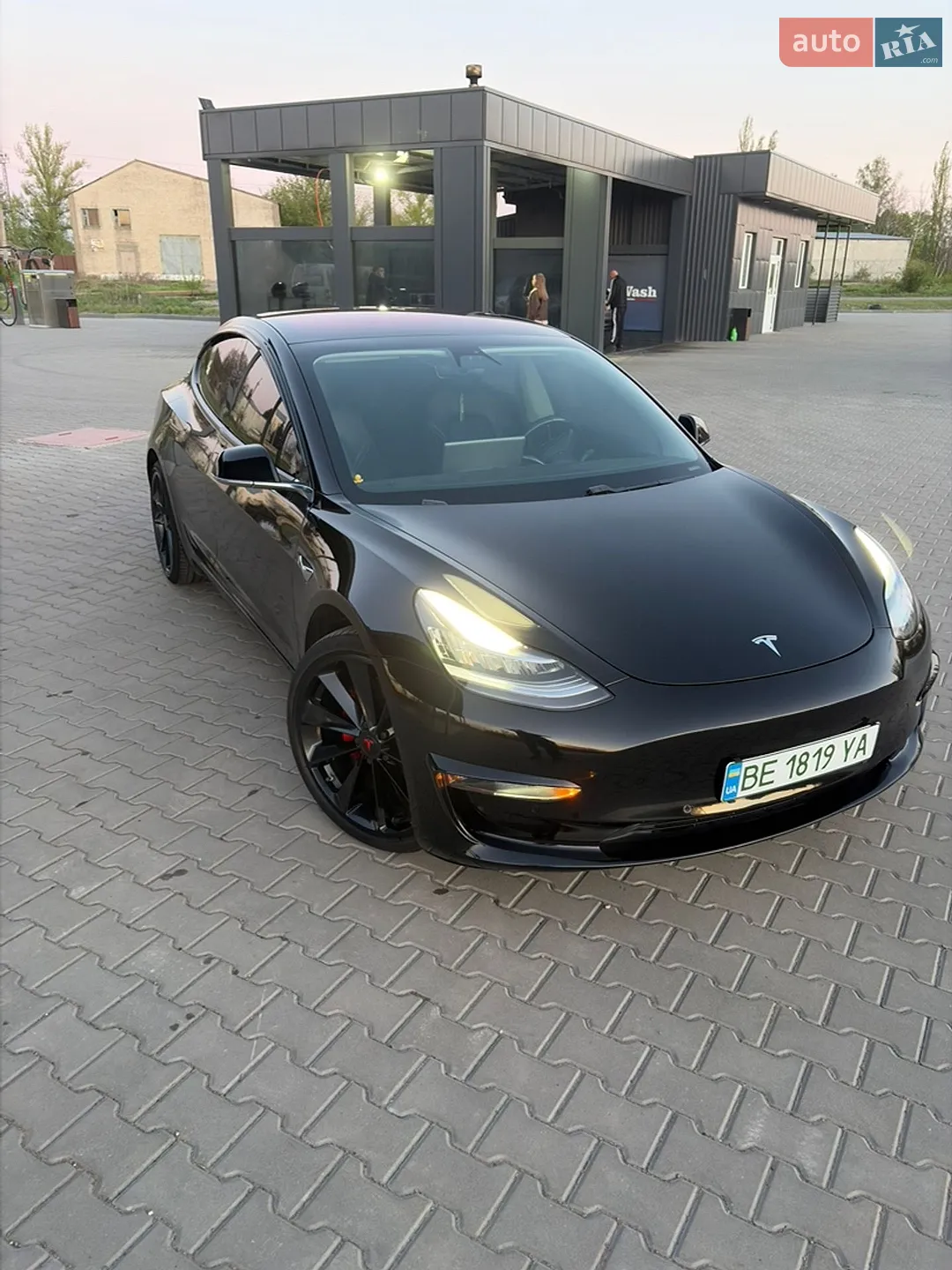 2018 Tesla Model 3 - мініатюра 3