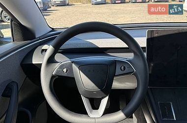 Седан Tesla Model 3 2024 в Луцьку