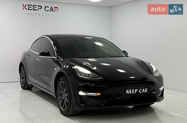 Седан Tesla Model 3 2019 в Одесі