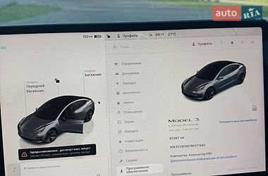 Седан Tesla Model 3 2022 в Львові