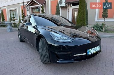 Седан Tesla Model 3 2019 в Стрые