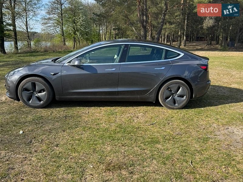 Седан Tesla Model 3 2019 в Ковеле