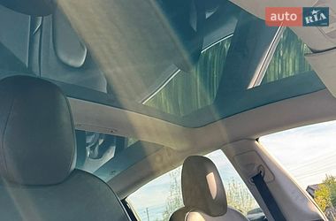 Седан Tesla Model 3 2019 в Ковеле