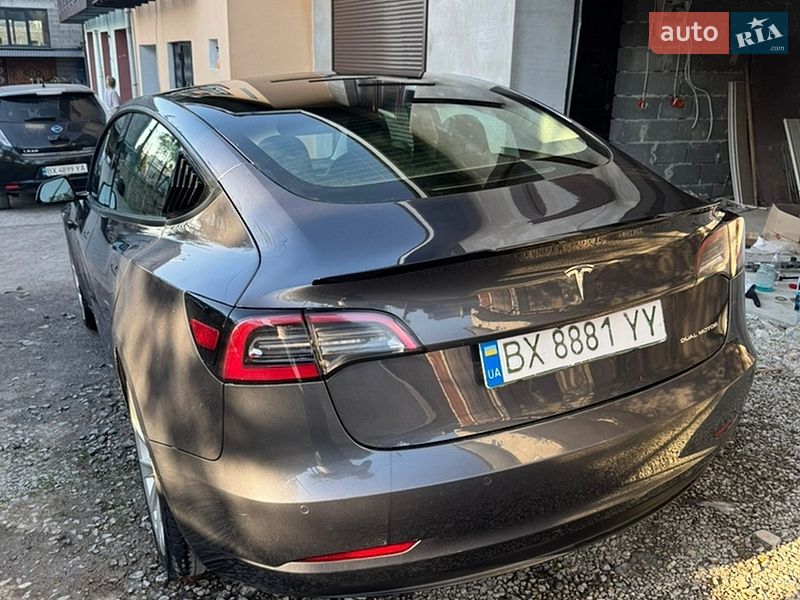 Седан Tesla Model 3 2022 в Каменец-Подольском
