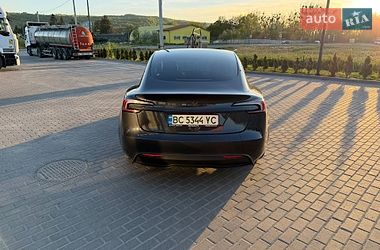 Седан Tesla Model 3 2024 в Золочеве
