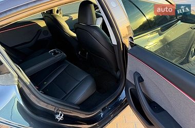Седан Tesla Model 3 2024 в Золочеве