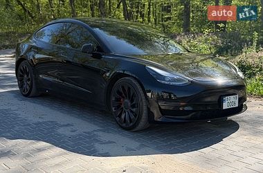 Седан Tesla Model 3 2022 в Тернополі
