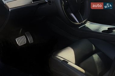 Седан Tesla Model 3 2022 в Тернополі