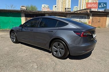 Седан Tesla Model 3 2022 в Киеве