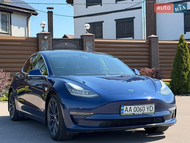 Седан Tesla Model 3 2017 в Борисполе