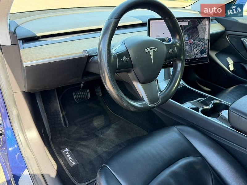 Седан Tesla Model 3 2017 в Борисполе
