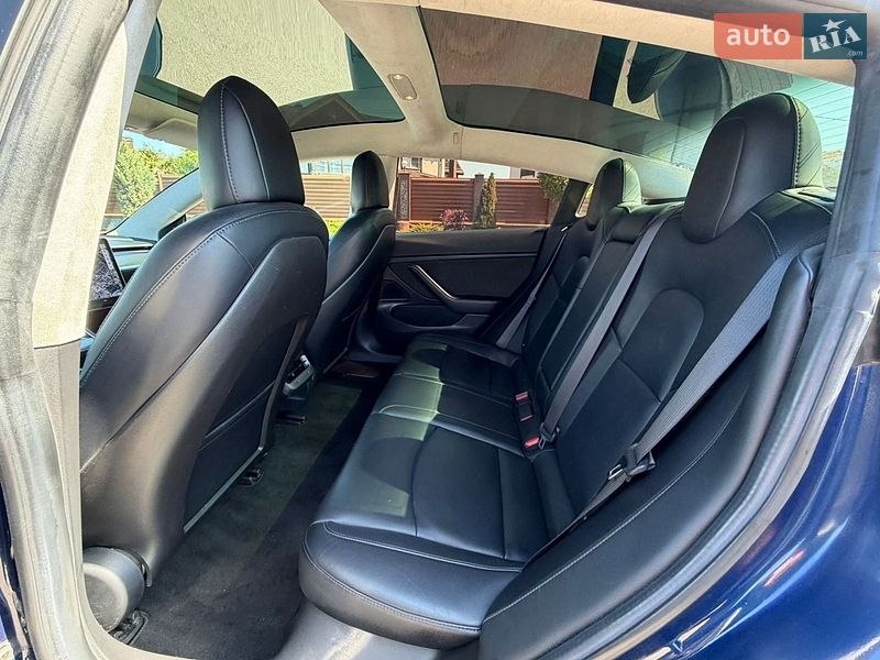 Седан Tesla Model 3 2017 в Борисполе