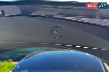 Седан Tesla Model 3 2020 в Киеве