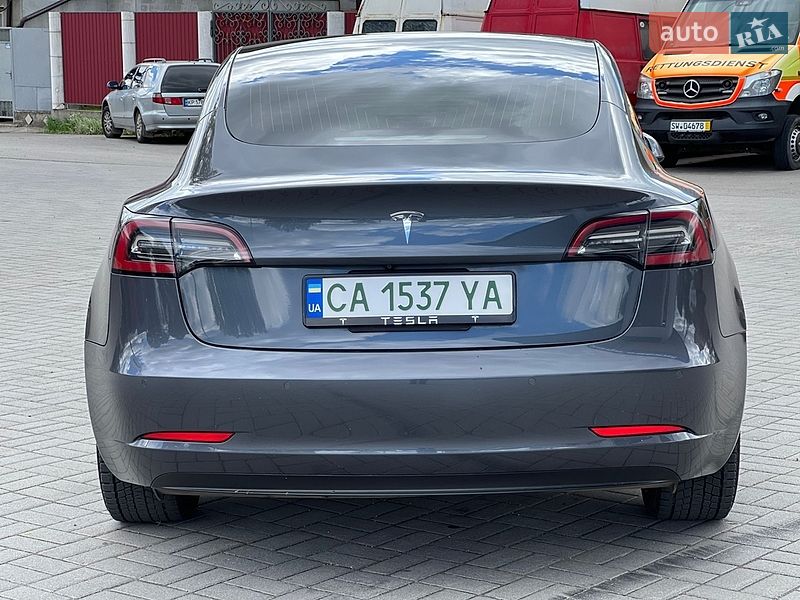 Седан Tesla Model 3 2020 в Запорожье