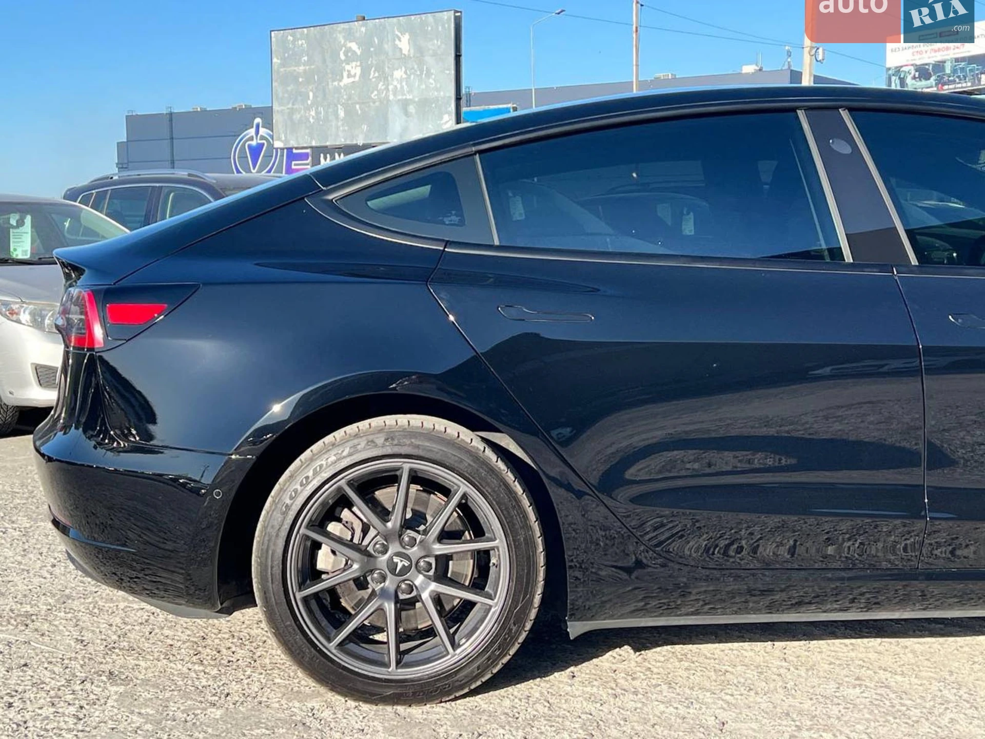 2021 Tesla Model 3 - мініатюра 10