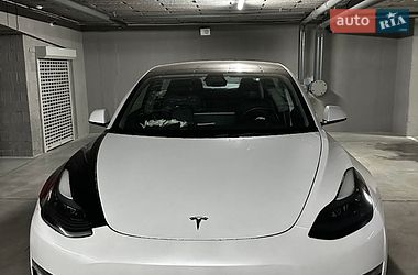 Седан Tesla Model 3 2022 в Дніпрі