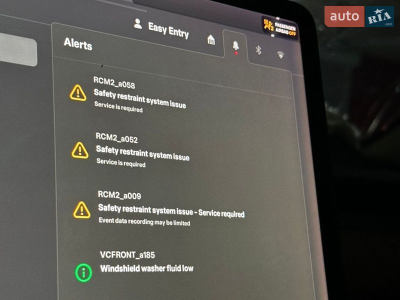Седан Tesla Model 3 2022 в Дніпрі