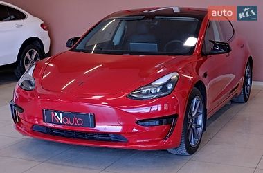 Седан Tesla Model 3 2021 в Одесі
