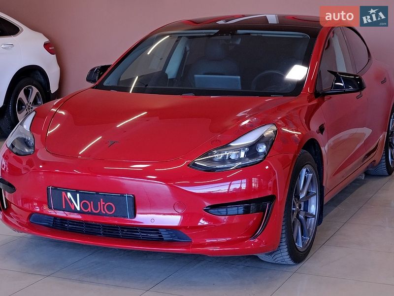 Седан Tesla Model 3 2021 в Одесі